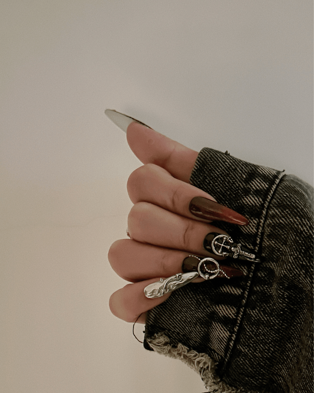 soft violence‎.𖥔 ݁ ˖