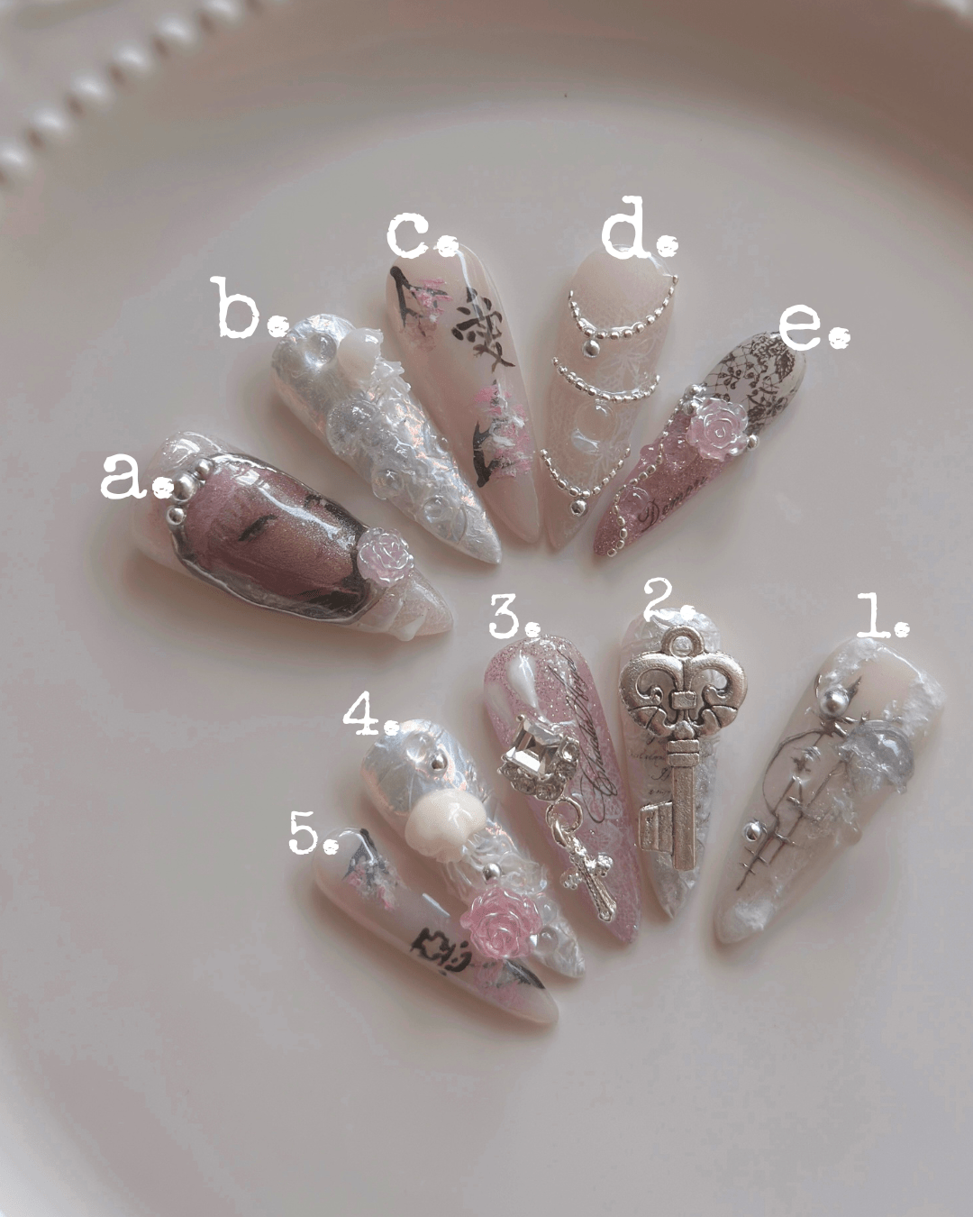 spare nails ˖˚⊹ ⋆♡